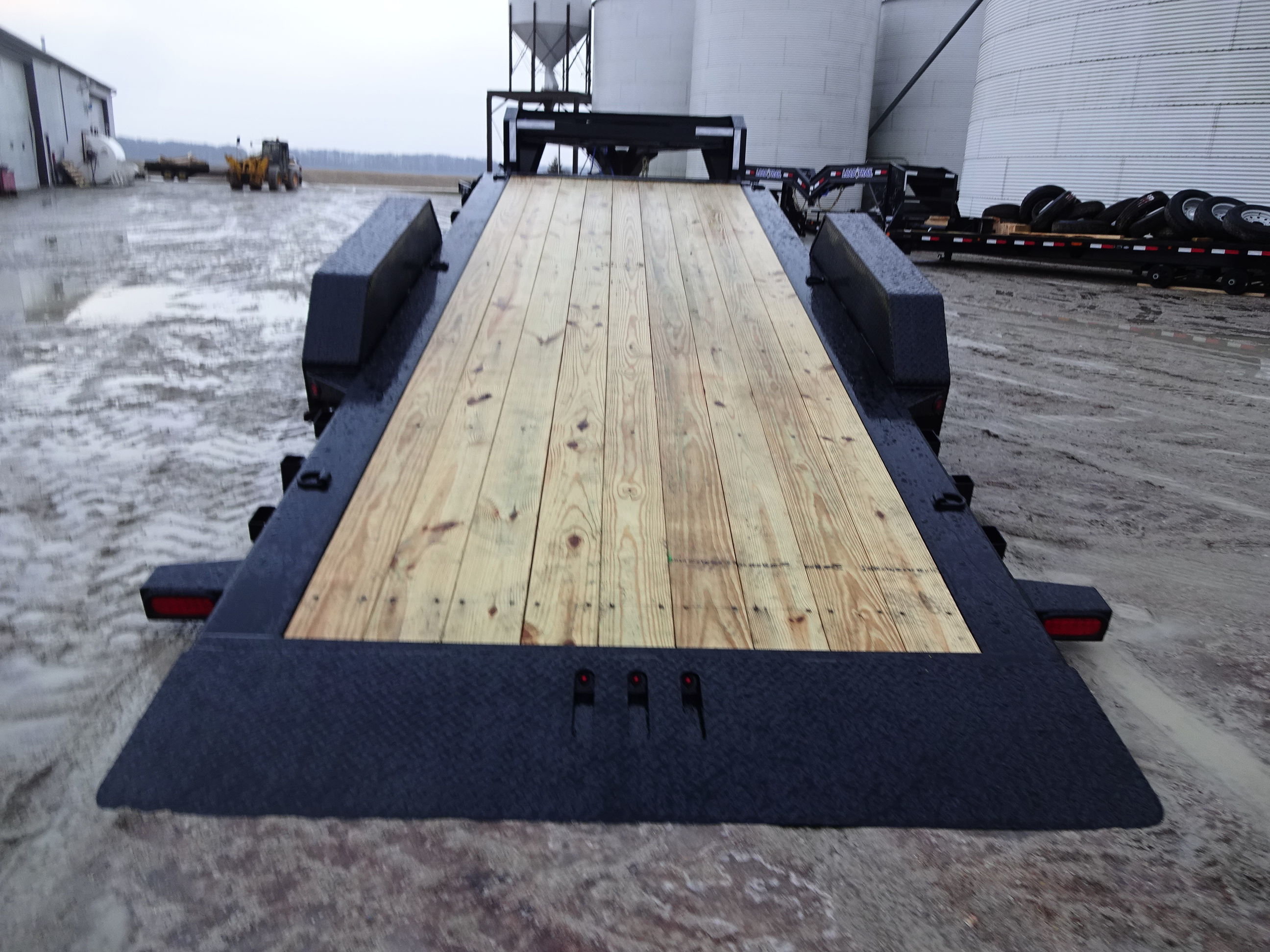 [BYO] Gooseneck Tilt-N-Go Tilt Deck Trailer 14,000 Lb