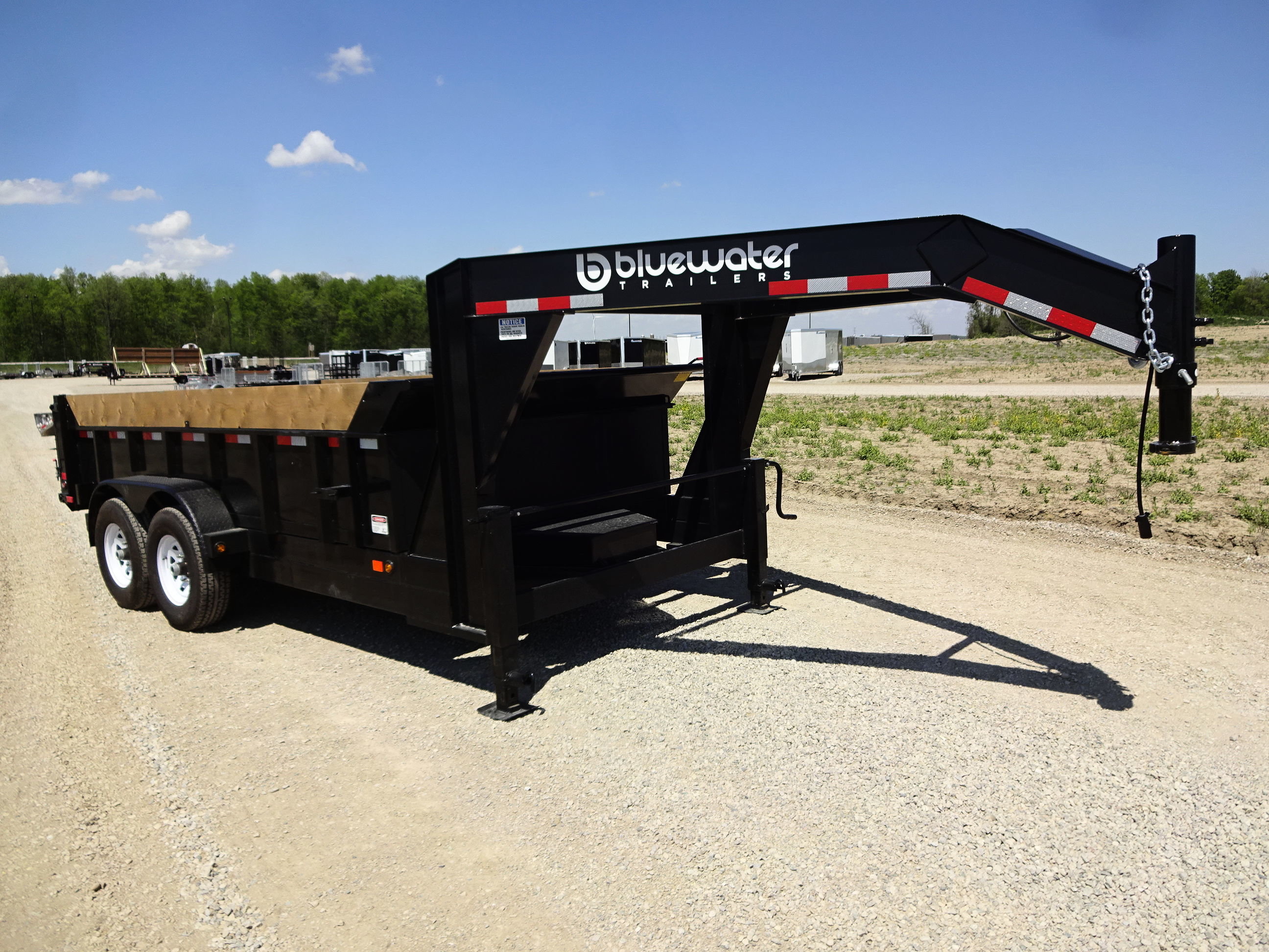 byo-gooseneck-ultra-duty-dump-trailer-15-120-lbs-gvwr