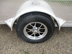 15" Radial Tires w/Aluminum Rims