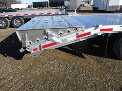 Upgrade Ramps In Tradesman Package to 50/50 Fold-Flat Ramps (w/package only)